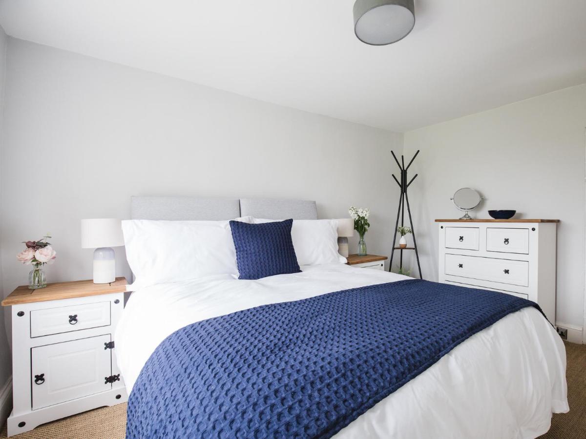 Field View Villa Cirencester Buitenkant foto