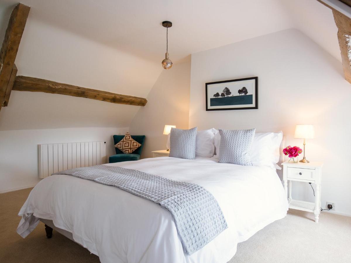 Field View Villa Cirencester Buitenkant foto