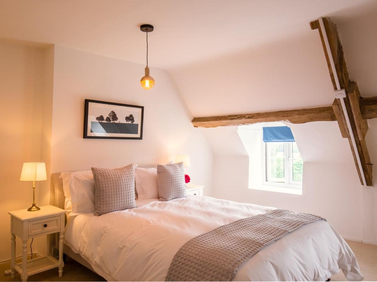 Field View Villa Cirencester Buitenkant foto