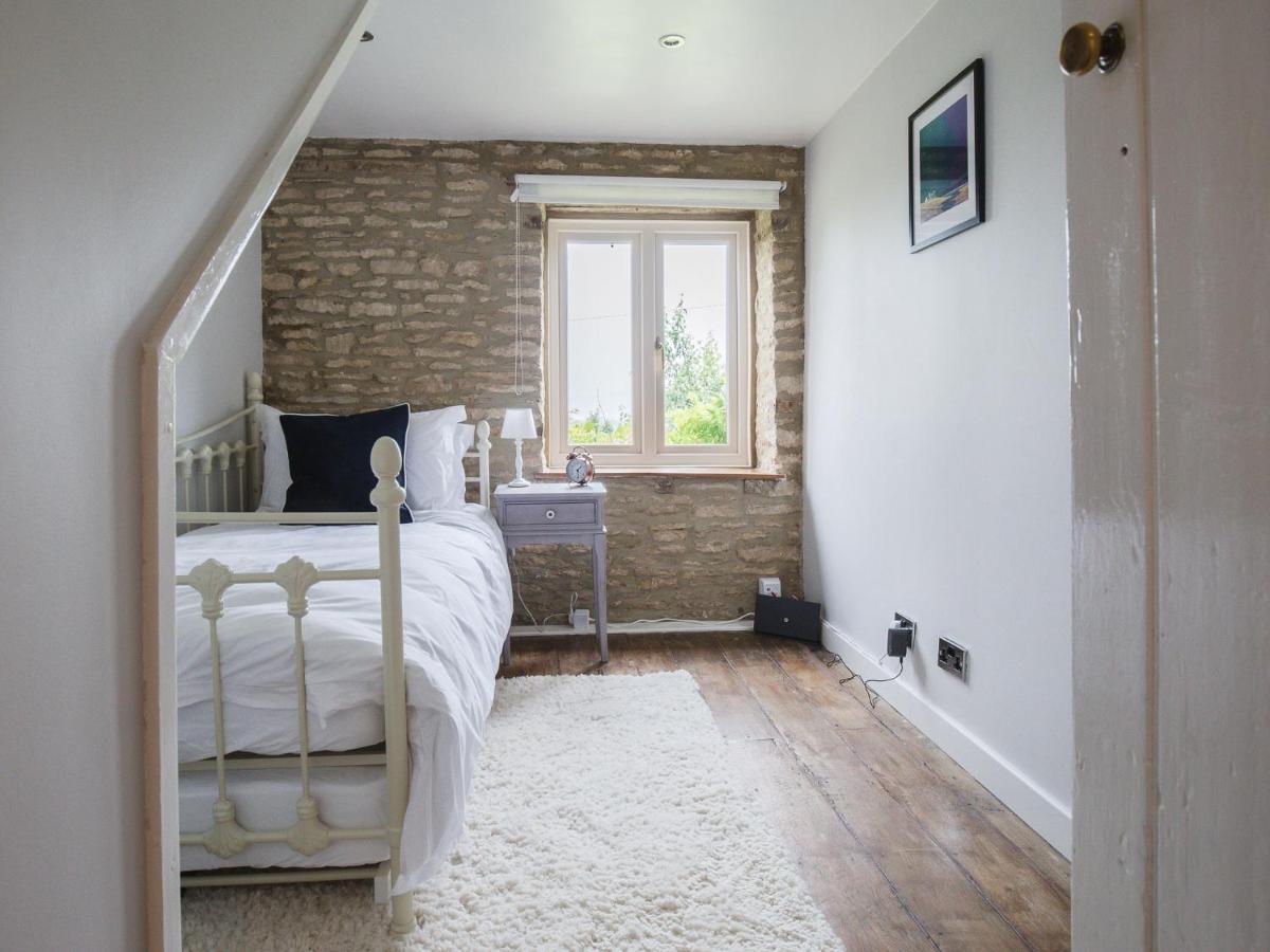 Field View Villa Cirencester Buitenkant foto