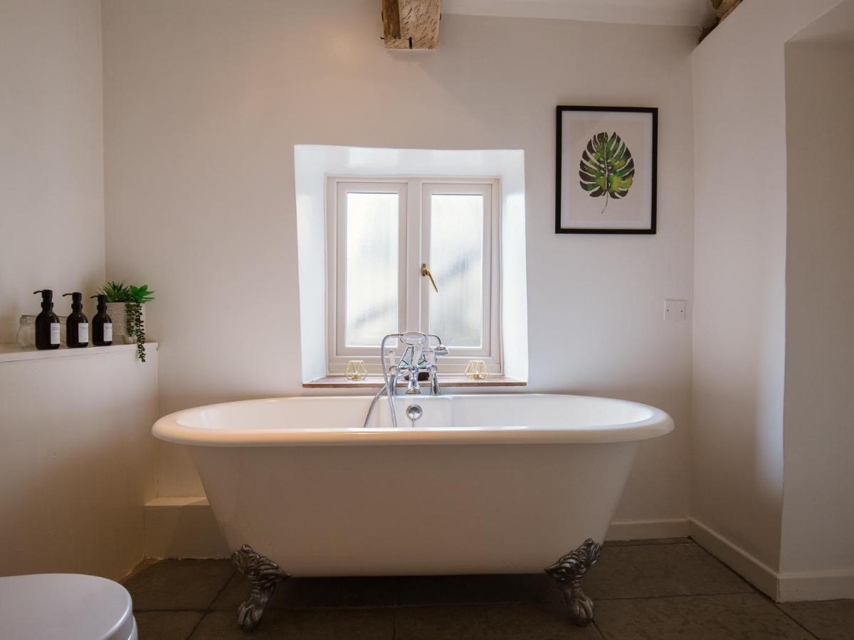 Field View Villa Cirencester Buitenkant foto
